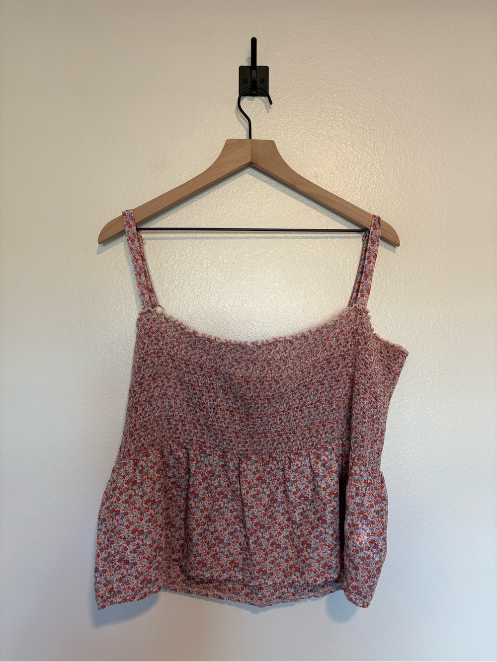 Nation LTD Ditsy Floral Print Smocked Peplum Tank Top Boho Pink - Picture 2 of 7